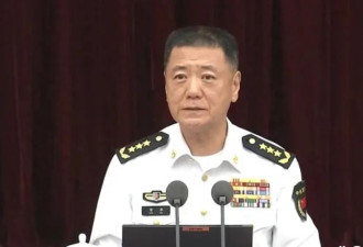 “停职检查”，苗华的政治部主任权力有多大？