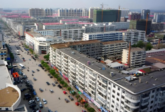 央视主持人宫柏超：高考落榜后在中巴车上卖票