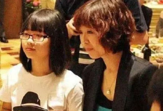 刀郎妻子朱梅近照曝出，气质非凡，刀郎音乐旅程中的气质伴侣