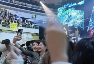 赵露思看演唱会不慎露出 “假体”？因颜值遇群嘲，脸撑不住了！