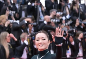 52岁巩俐直言“每周四次”，70岁米歇尔用体检报告证明自己：我跟得上