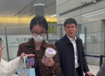 乔欣新婚丈夫疑似曝光，长相普通穿衣老干部风