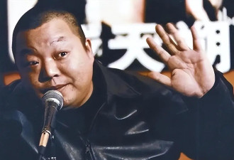 臧天朔离开后遗孀李梅背上800万巨债，800万巨债与撕裂的亲情