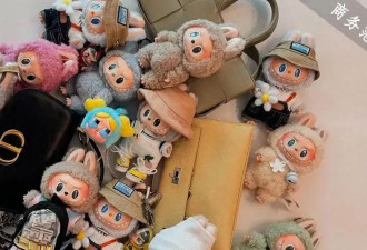 泰国公主拎爱马仕配Labubu！国产“Jellycat”，为什么火爆泰国？