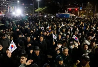 尹锡悦为何突然宣布戒严又解除?当晚发生了什么?