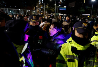 戒严令冲击韩股收跌1.4% 亚股普遍下跌