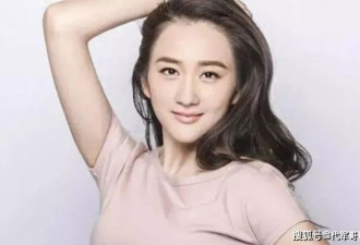 她将弟弟带入演艺圈出名，如今自己一直不温不火