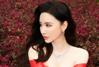 耀客老板娘张萌靓丽写真露出事业线！魔鬼身材性感火辣