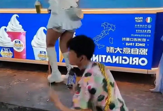 4000万网红祁天道，用竹签捅女游客屁股博取流量，全网呼吁封杀