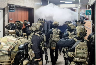 尹锡悦深陷危机：他为何孤注一掷进行政治豪赌？