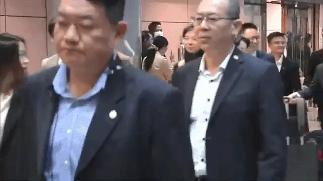 马龙访台爆火！穿ERDOS高级松弛，堪称精英男人穿衣新模板～