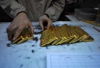 黄金年内创40次新高后，金项链卖不动了？