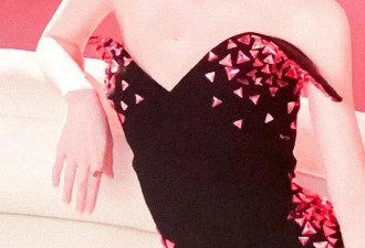 鞠婧祎写真露出事业线大美腿！不是丰乳肥臀也性感火辣