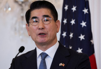 前国防部长涉叛国遭逮捕
