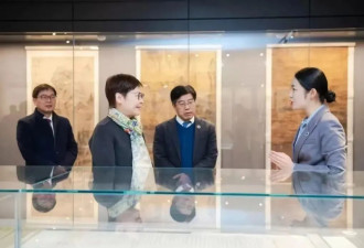 林郑月娥到访华中师范大学并与师生交流