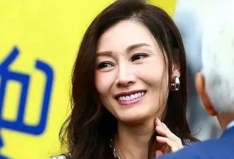54岁李嘉欣近照老态吓人!网友:人家曾是最美港姐