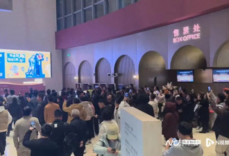 伍佰自导自演歌剧被观众高喊退票，到底是谁的问题？