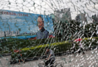 学者遭禁言后，谁对中国经济“充满信心”？