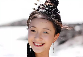 她是黄轩的前女友，16岁出道，如今39岁仍单身