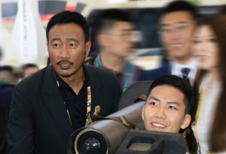 Kimi近照和林志颖不能说毫无差别，只能说一模一样