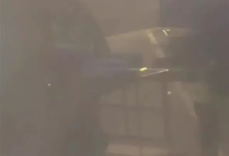 老太航班上突发疾病身亡 东航空姐被指不会急救