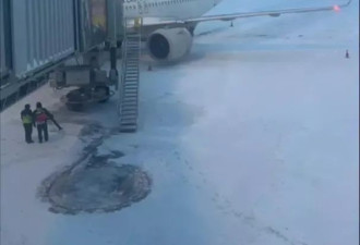 老太航班上突发疾病身亡 东航空姐被指不会急救