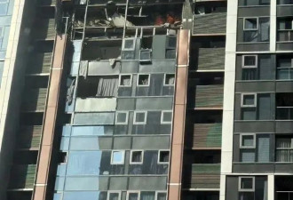 深圳高楼起火初判因燃气爆炸，坠楼人员已送医