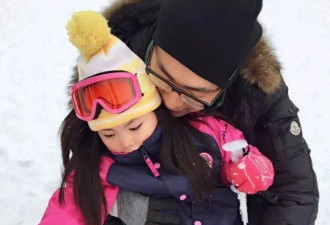 李湘晒王岳伦和女儿合照 16岁王诗龄复刻老爸 基因力量太强大
