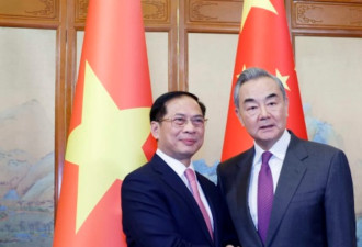 中越签跨境铁路合作协议 越南吁妥善处理海上争议