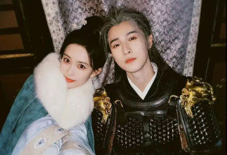 张萌同框孟子义，见识了气质美与媚态美的差距有多大