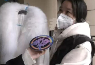 女子网购羽绒服“仅退款” 称“没偷没抢” 警察亲自上门…