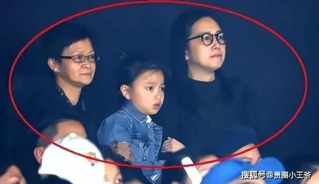 刘德华12岁女儿亮相，这基因绝了