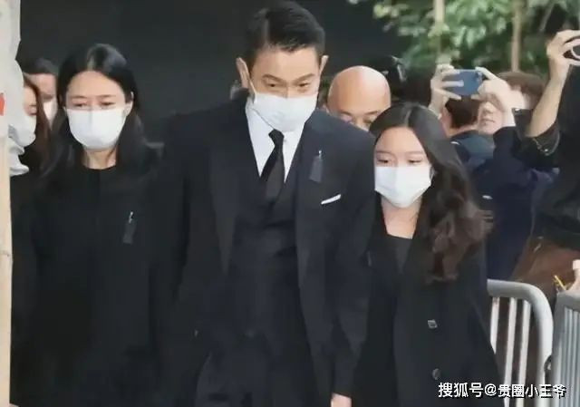 刘德华12岁女儿亮相，这基因绝了