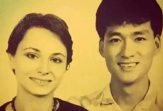 很多人都笑周华健和老婆像母子,可周华健宠她38年