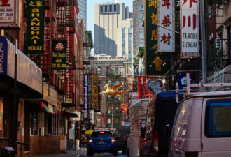 令人发指！男子纽约街头要强奸8旬华人老奶奶