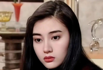 一代神颜终将落幕！54岁李嘉欣老态尽显，网友：美了一辈子