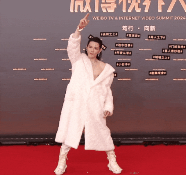 向佐黄子韬，映射出了娱乐圈的现实与悲哀
