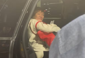 川普夫妇家宴款待安倍遗孀 久违同框