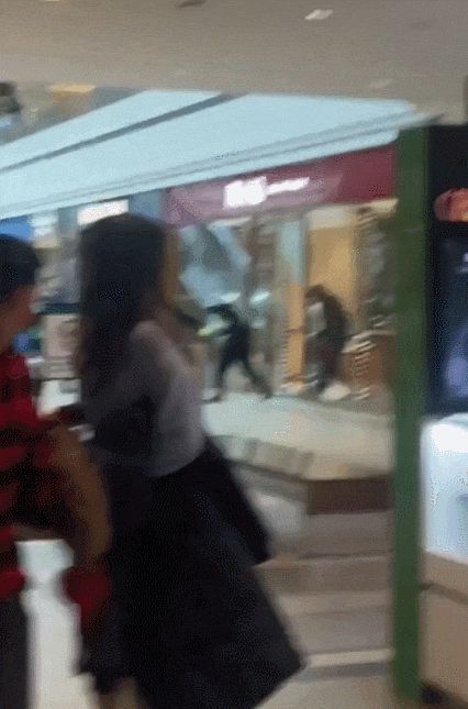 Fariview Mall中国珠宝店被砸！保安站门口"围观"! 华人顾客奔逃!