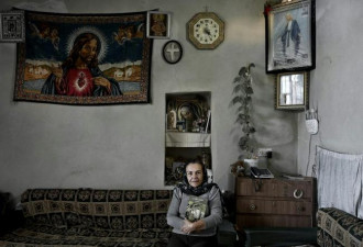 中国摄影师：阿萨德垮台前，看到超夸张景象...