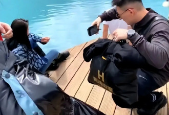 张馨予老公何捷被证实已转业，工作照曝光
