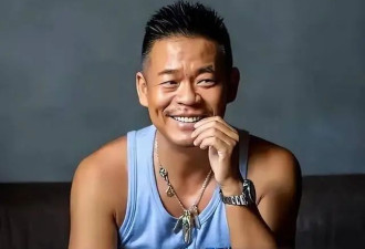 26岁登上春晚的孙浩，因得罪杨坤20年不曾说话，今56岁仍孤身一人