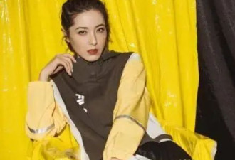 靠美貌“征服”众多男人，48岁的她却至今未婚，在菜市场找回自我