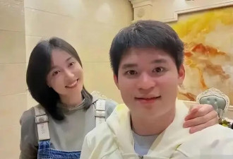 林诗栋恋情官宣？搂肩合影美女身份曝光，青梅竹马，颜值惊艳