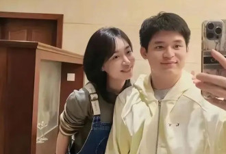 林诗栋恋情官宣？搂肩合影美女身份曝光，青梅竹马，颜值惊艳