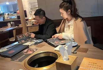 张兰抵台北见孙子，高兴哼歌懒理向太