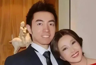 沸腾！惊爆！刘晓庆前男友突袭现场，经纪人舍身相护，慌乱逃离画面曝光