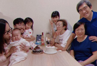 被大屏幕拦腰砸中，香港歌手阿Mo现况被曝