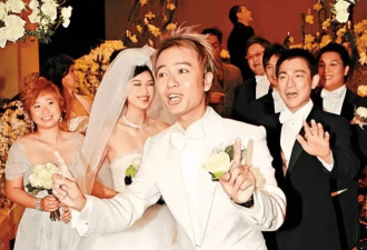 最美港姐嫁李克勤18年，51岁越活越好看