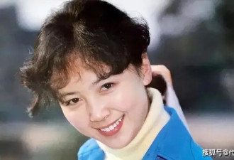 她与丈夫恩爱45年零绯闻，如今直面衰老...